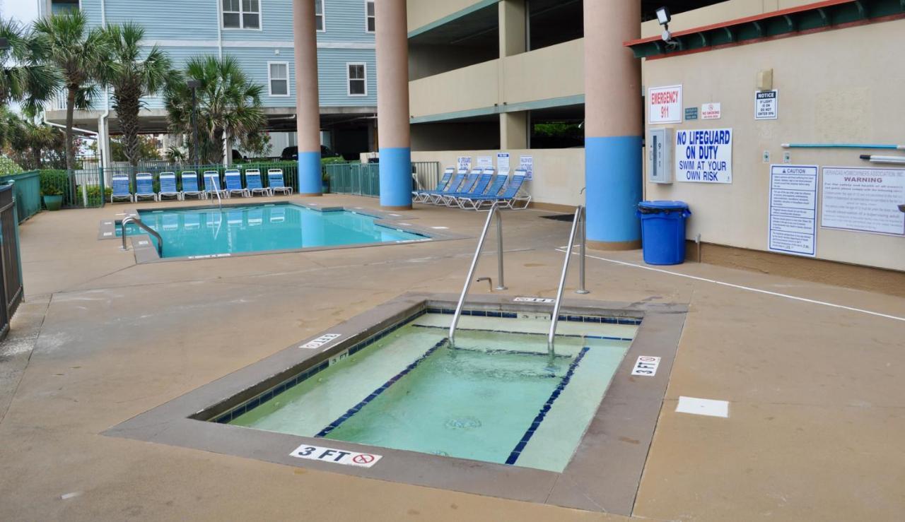 Oceanview Condo With Pool, Hot Tub, Balcony, Right On The Beach Myrtle Beach Esterno foto