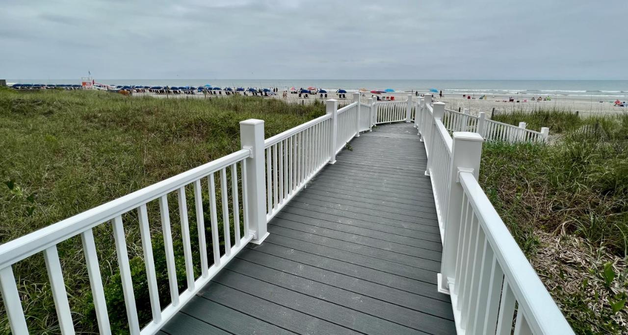 Oceanview Condo With Pool, Hot Tub, Balcony, Right On The Beach Myrtle Beach Esterno foto