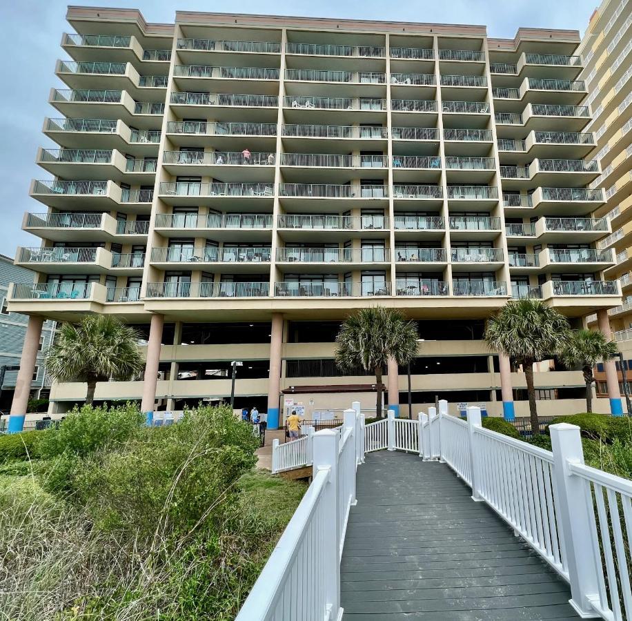 Oceanview Condo With Pool, Hot Tub, Balcony, Right On The Beach Myrtle Beach Esterno foto